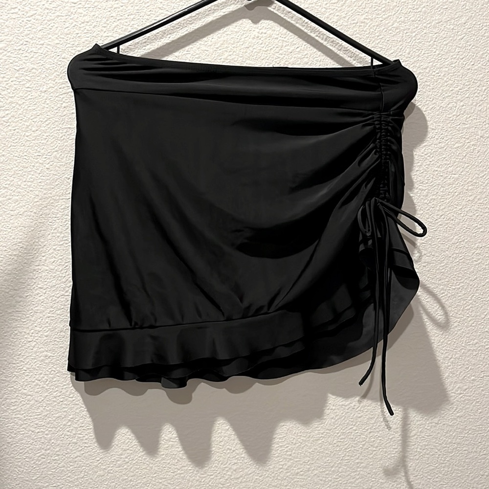 Swim suit skirt bottoms
